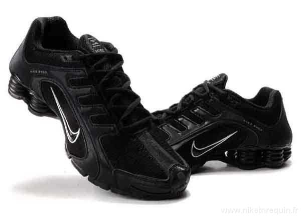 Nike Shox R5 les chaussures bien sur de noir (1)